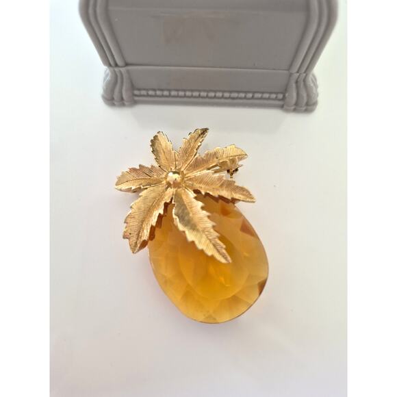 Vintage 1964 Sarah Coventry “Vienna” Brooch - Picture 1 of 5